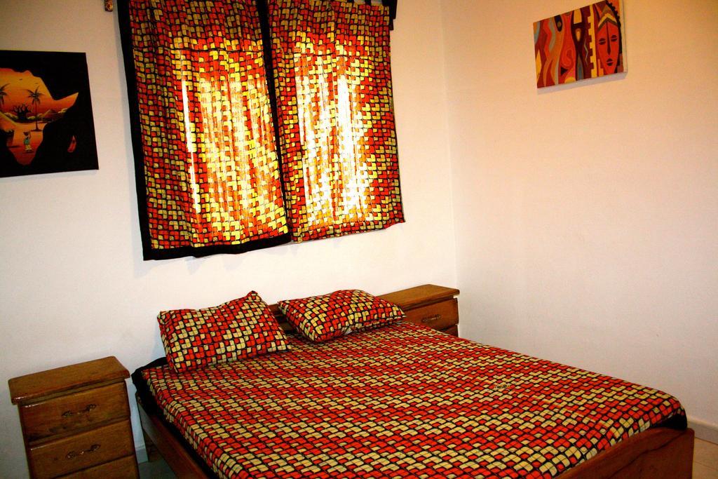 Hotel Ker Jahkarlo Yoff Habitación foto